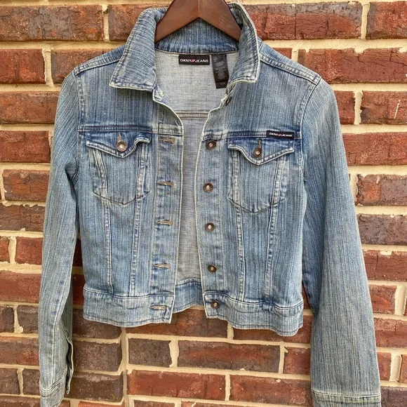 DKNY Jean Jacket Vintage 2000's size Size SMALL excellent condition - Picture 1 of 9